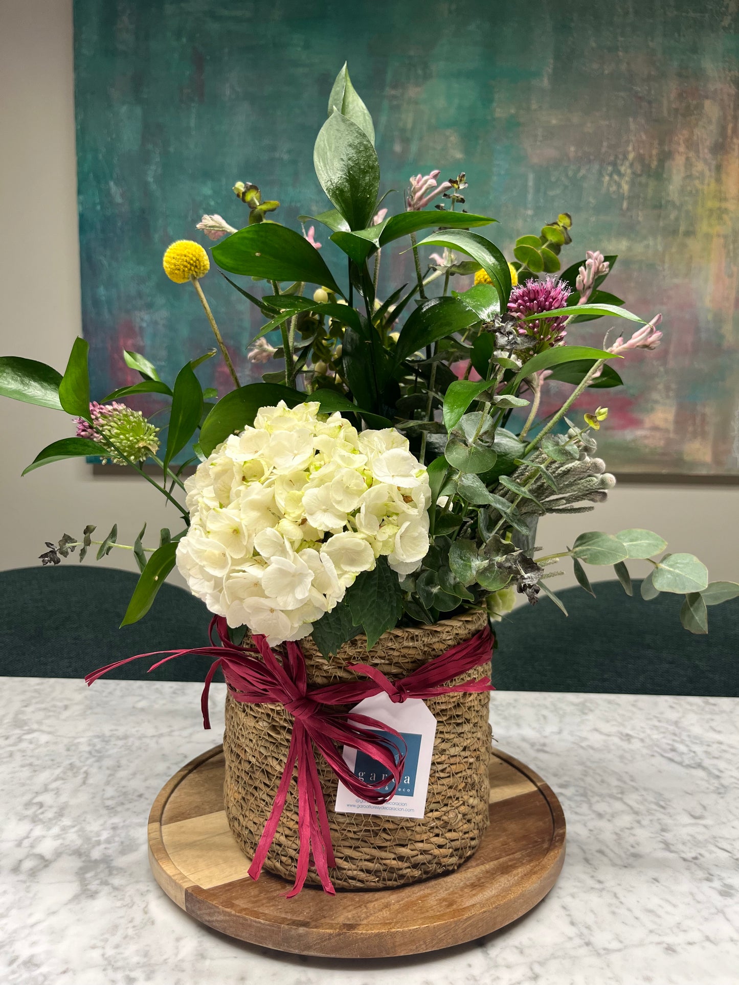 Arreglo Floral Hortensia en Base de Fibras Naturales