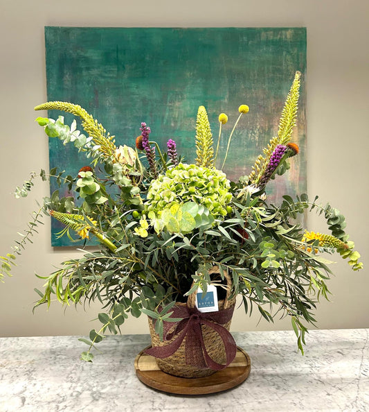 Arreglo floral con Hortensia y Amaranthus