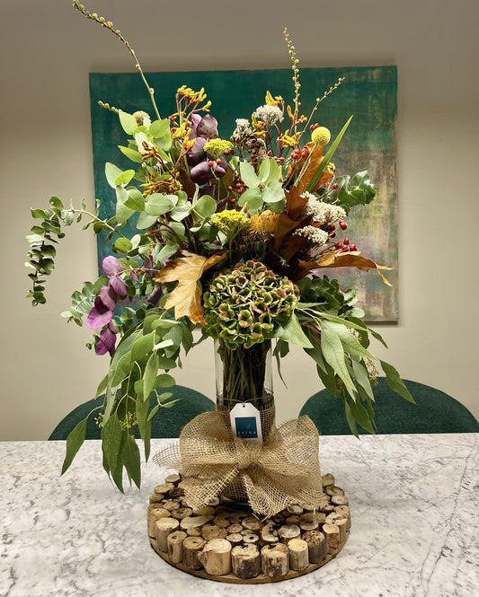 Arreglo Floral Otoño Tonos Verdes y Marrones