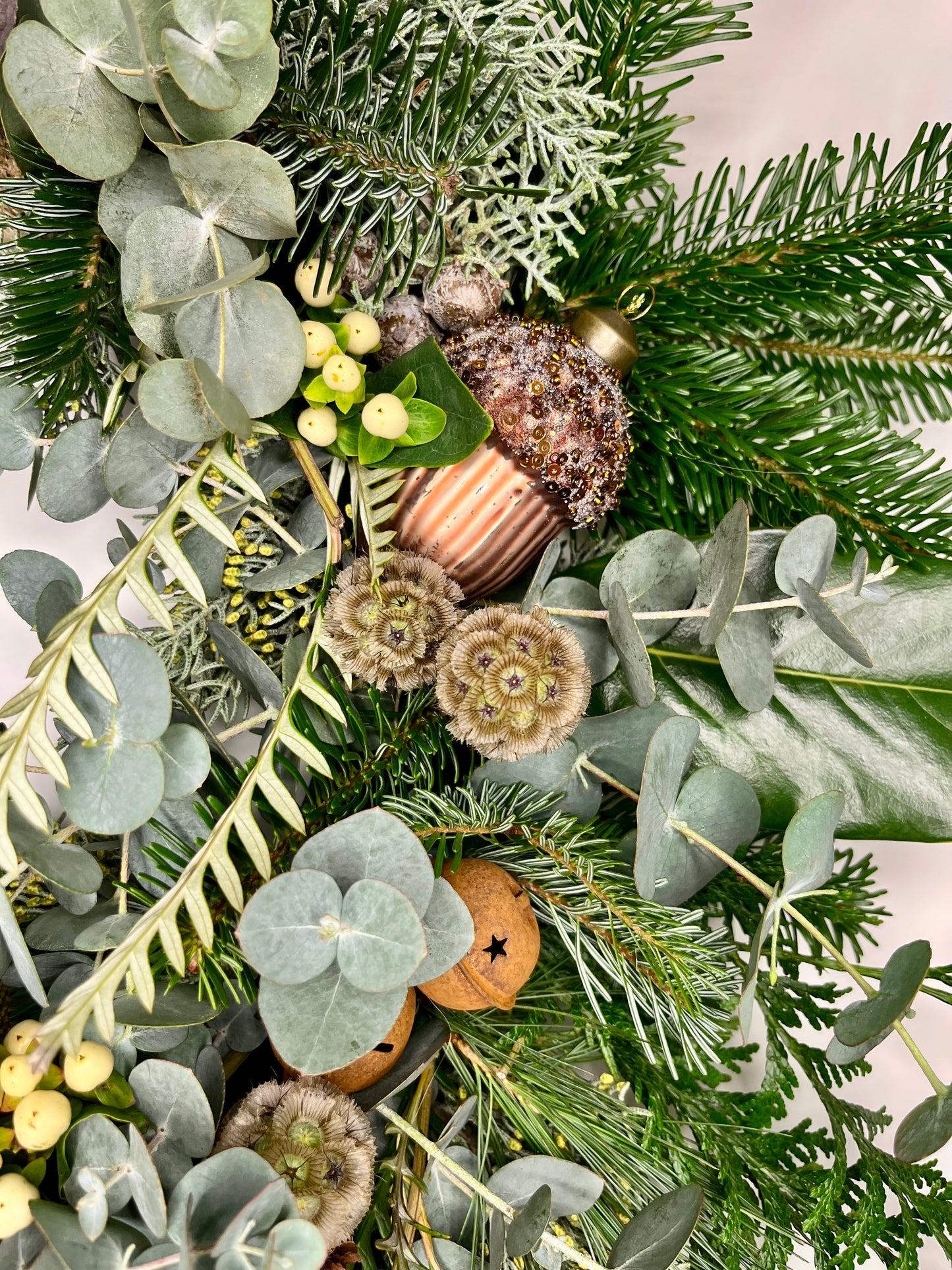 Corona de Navidad en Tonos Tierra