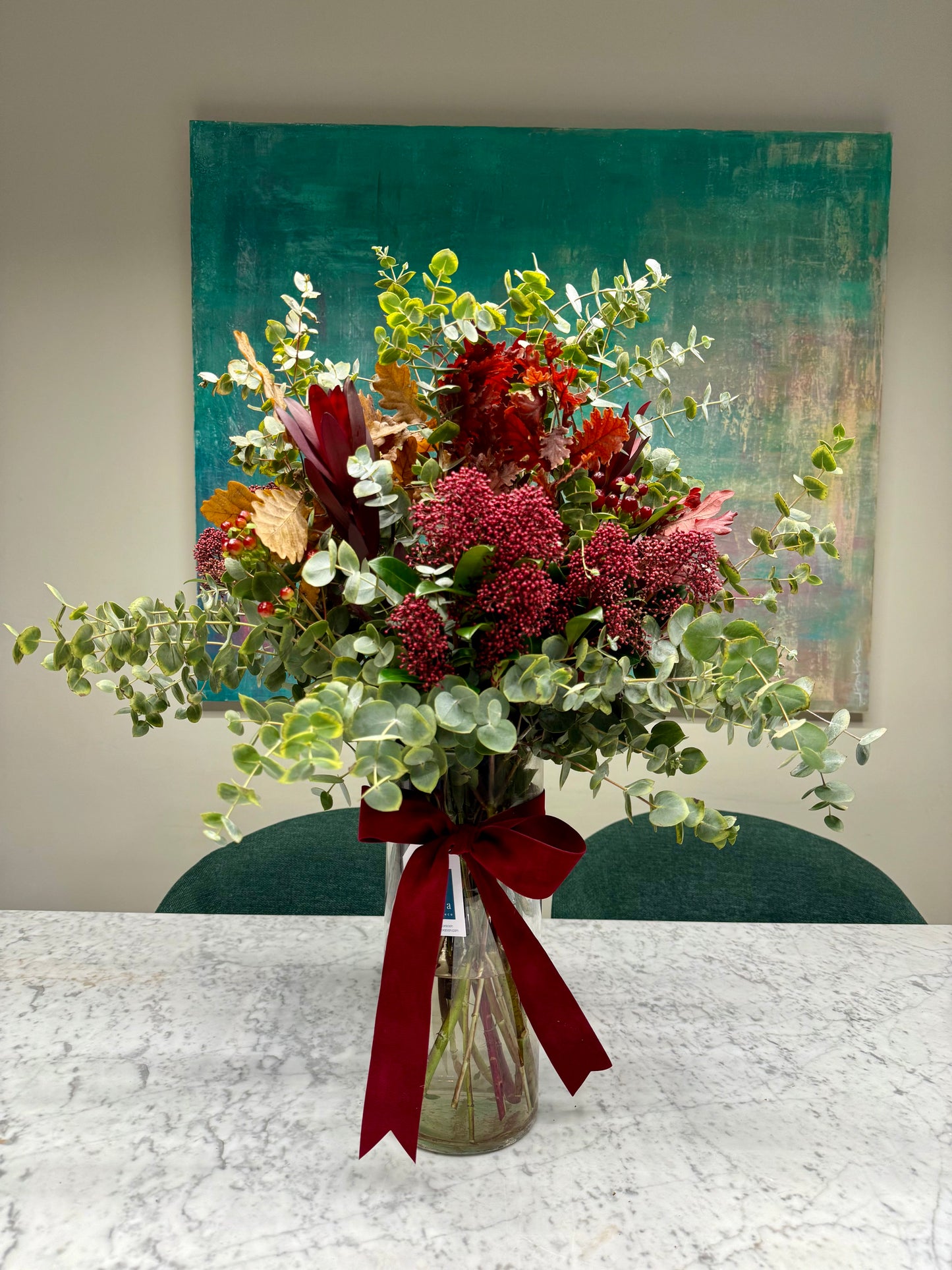 Arreglo floral en tonos budeos