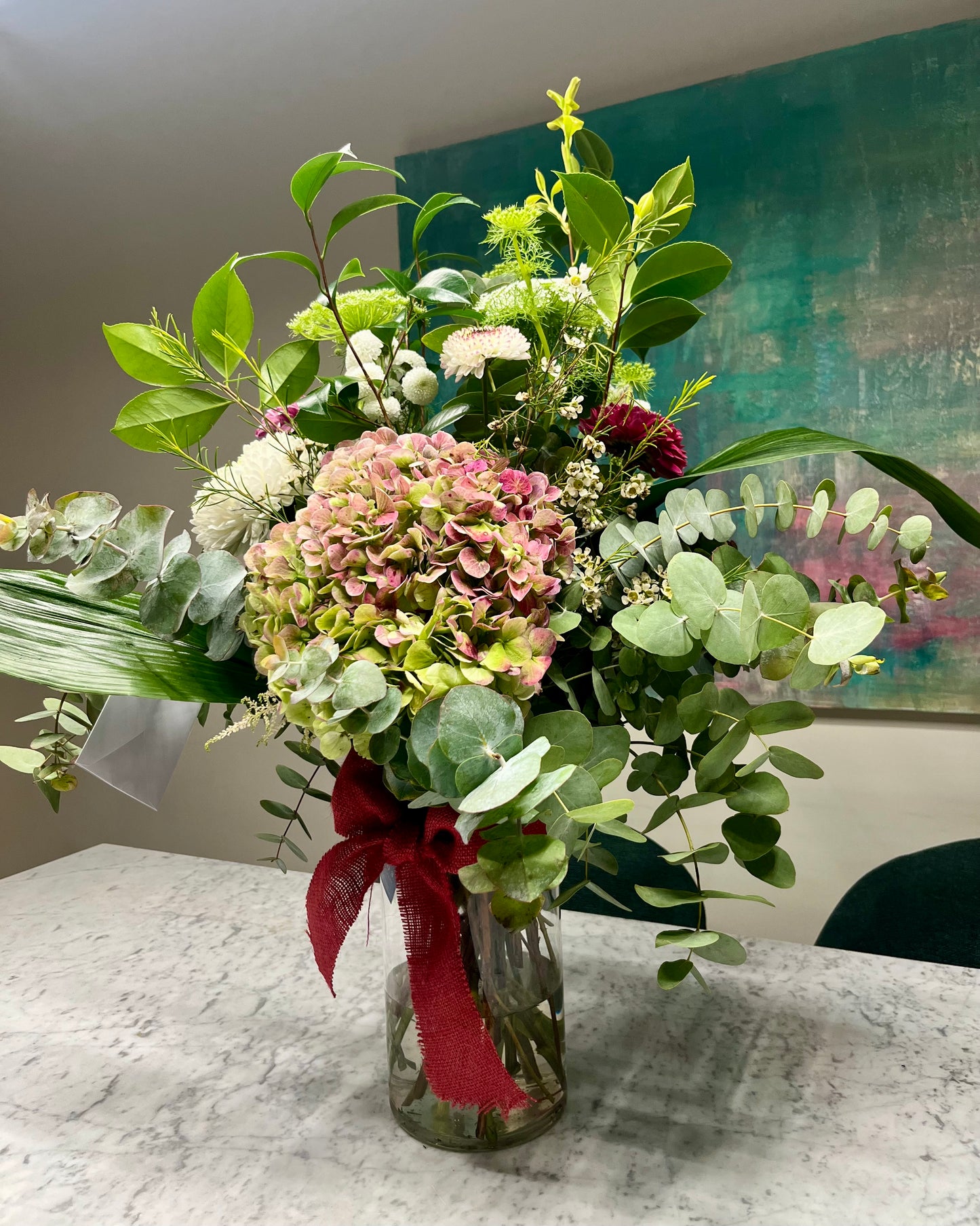 Arrelgo Floral con Hortensia en tonos neutros