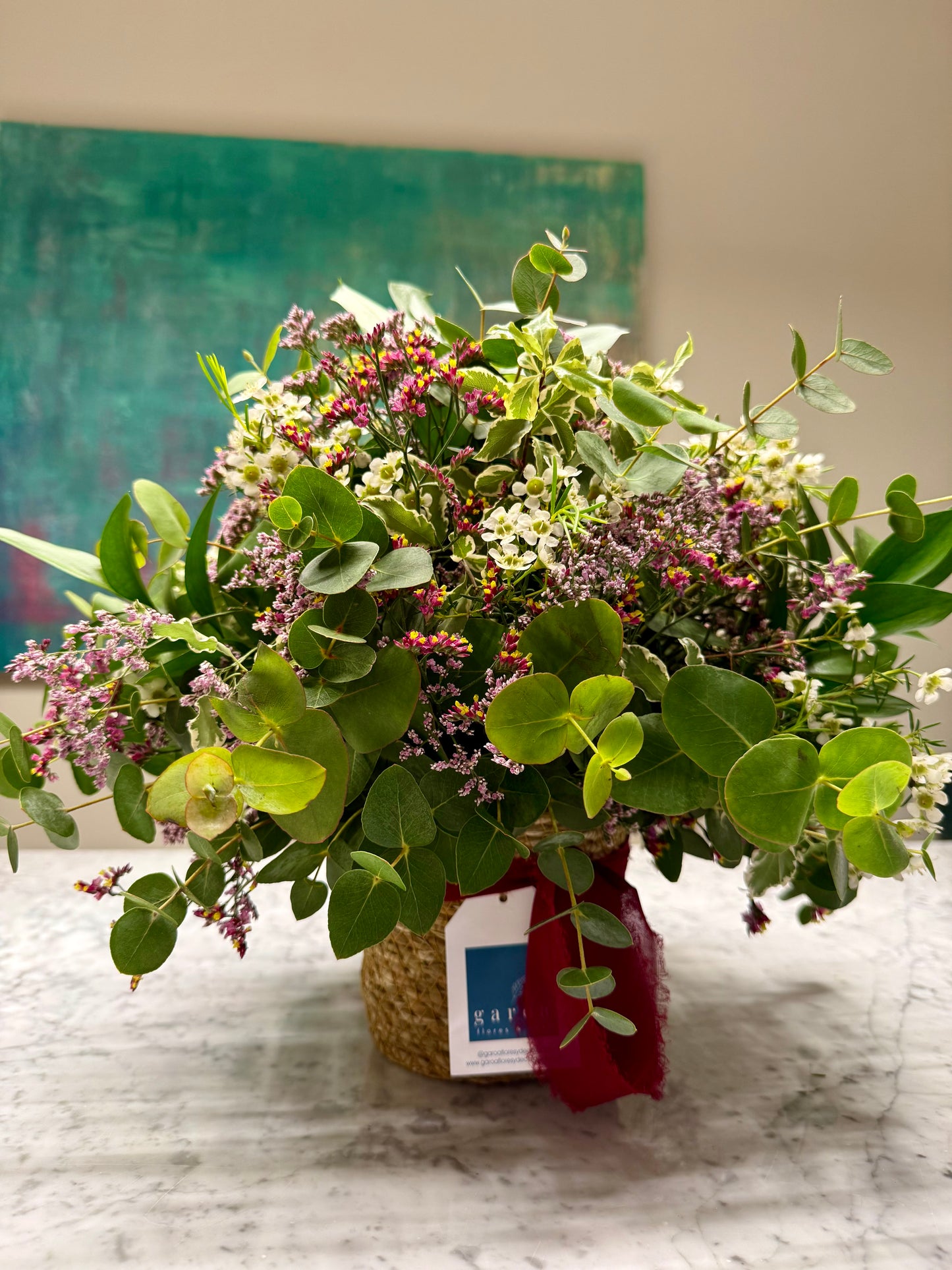 Arreglo Floral Silvestre en Cesta