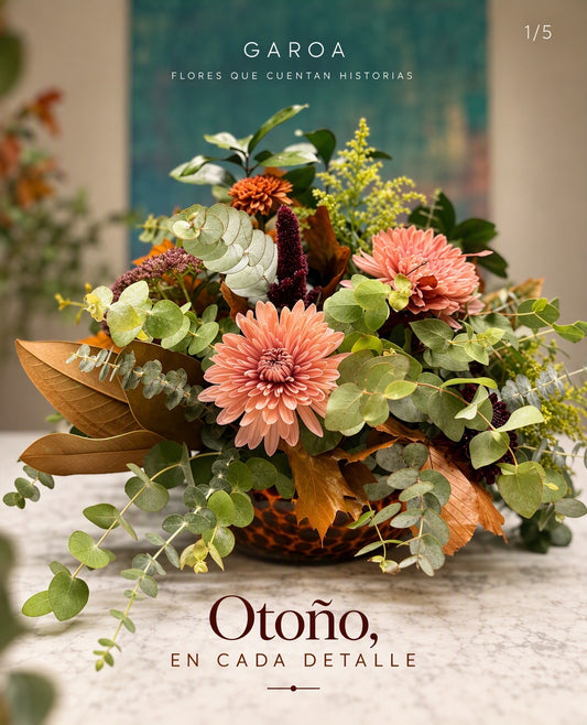 Arreglor floral con base especial de cristal ambar